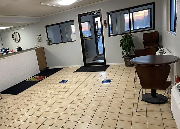 Motel Super 8 By Wyndham 2*