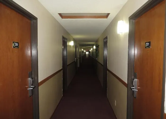 Motel Super 8 By Wyndham