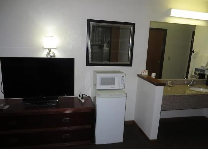 Super 8 By Wyndham